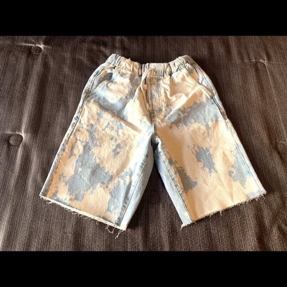 Zara Bleached Blue and Cream Jean Shorts - Picture 7 of 16